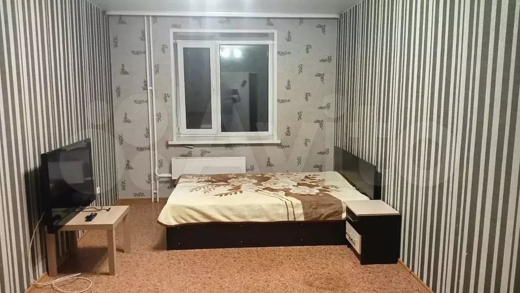 1-к. квартира, 40 м, 4/9 эт. - Фото 0