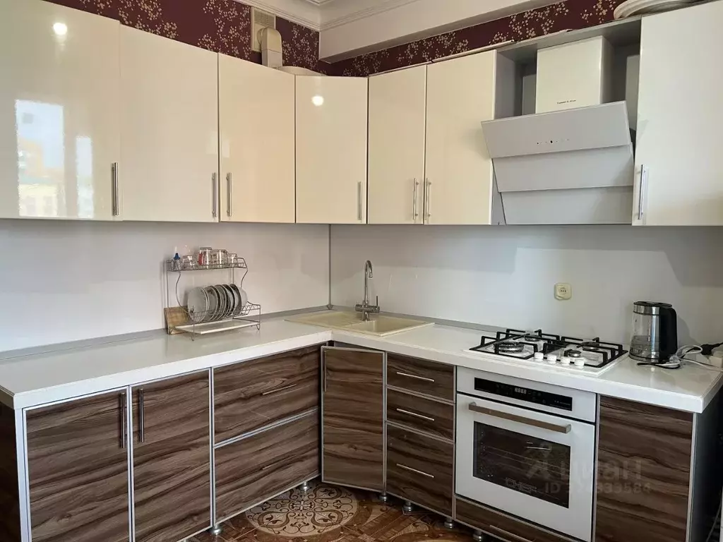 1-к кв. Дагестан, Каспийск ул. М. Халилова, 38 (45.0 м) - Фото 1