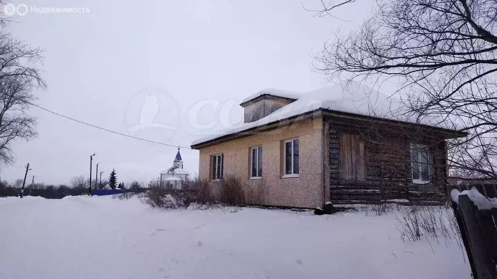 Дом в Тюменская область, Ялуторовский муниципальный округ, село ... - Фото 1