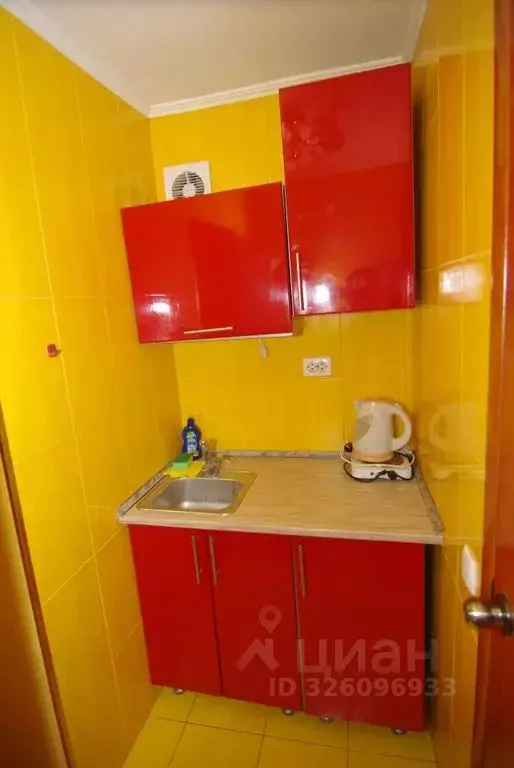 Комната Крым, Алушта ул. Карла Маркса, 7/6 - Фото 1