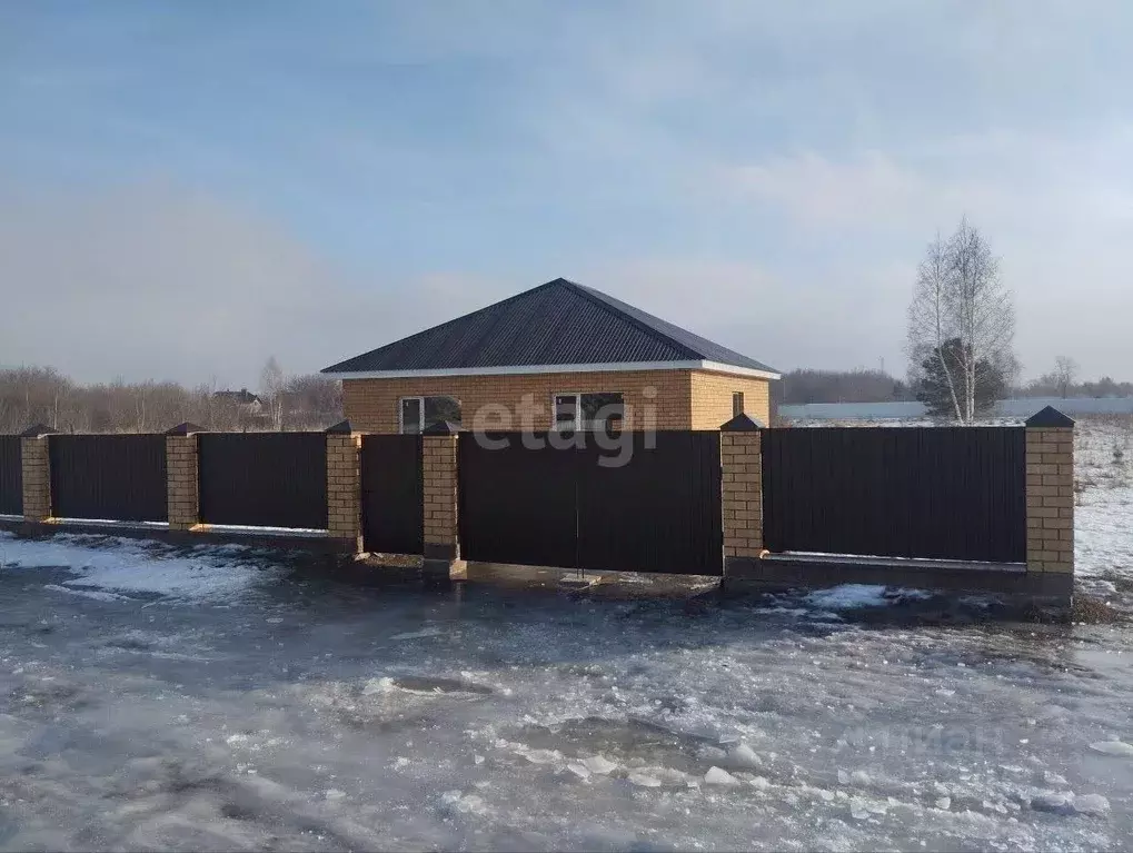 Дом в Ульяновская область, Чердаклинский район, Крестовогородищенское ... - Фото 0