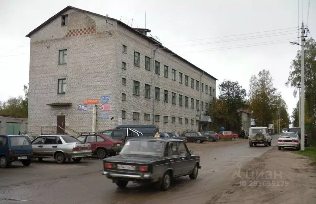 Помещение свободного назначения в Вологодская область, Бабаево ... - Фото 1