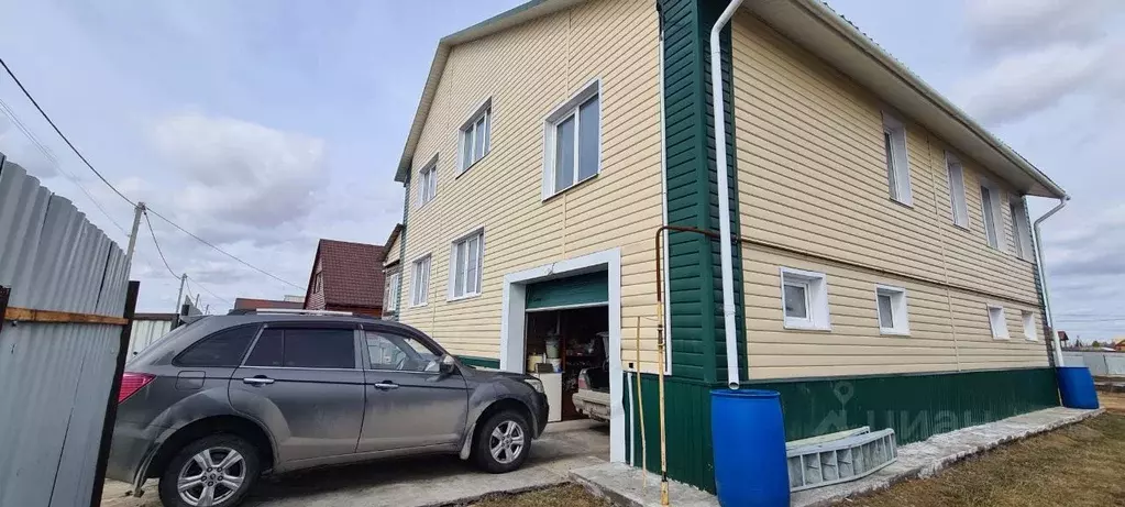 Дом в Омская область, Азовский Немецкий Национальный район, д. Гауф ... - Фото 1