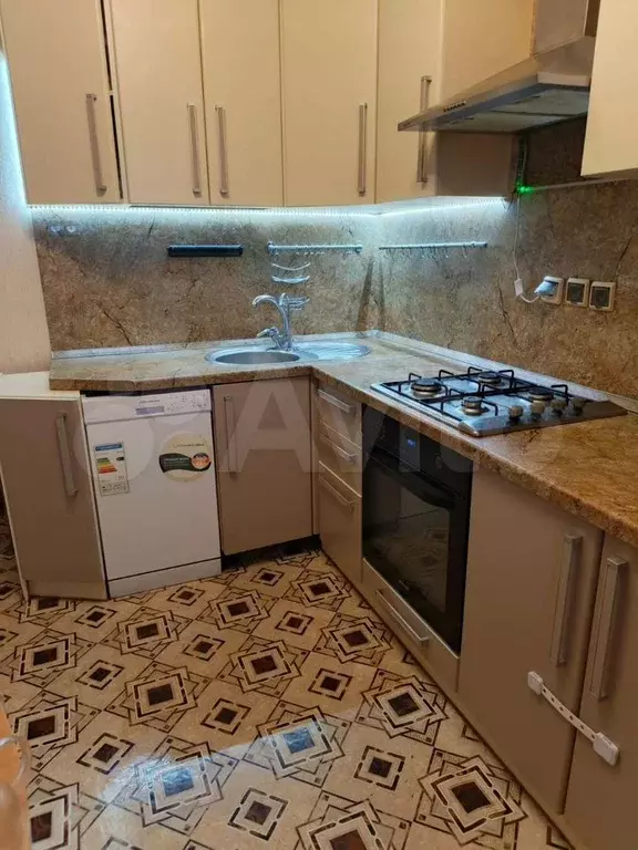 2-к. квартира, 51,4 м, 8/10 эт. - Фото 0