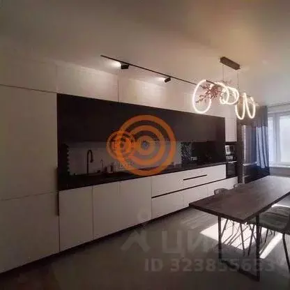 3-к кв. Тюменская область, Тюмень ул. 50 лет Октября, 57А (95.0 м) - Фото 1