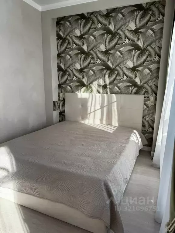 Студия Краснодарский край, Сочи Бакинская ул., 16/1 (40.0 м) - Фото 1