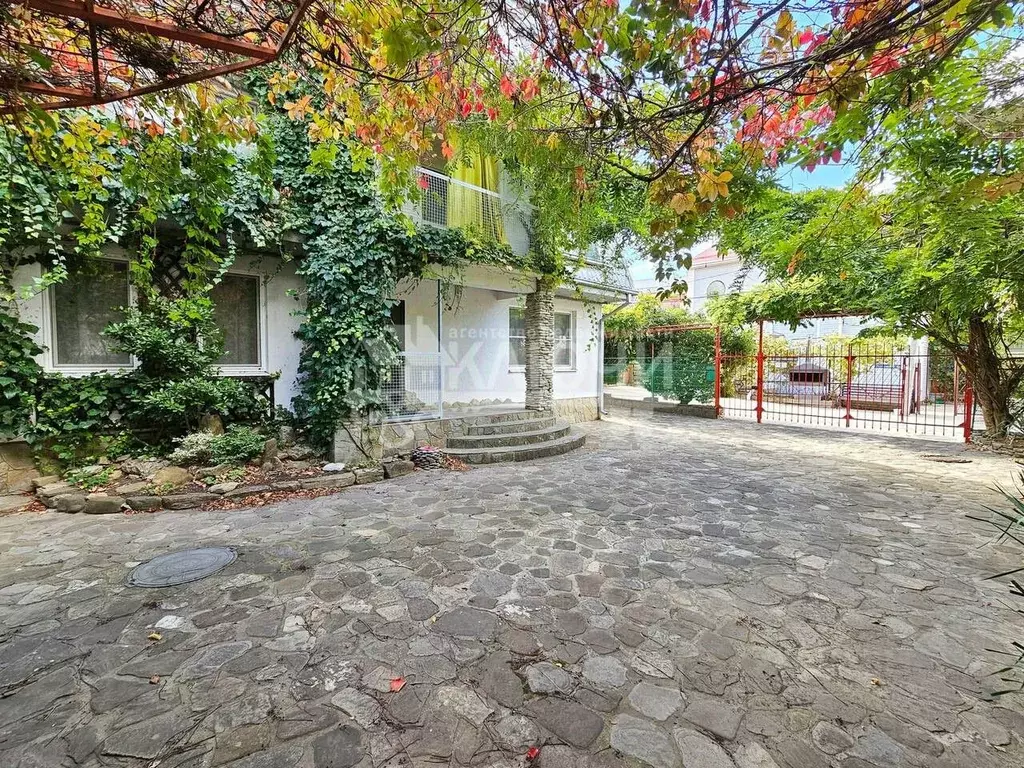 Дом в Краснодарский край, Геленджик городской округ, с. ... - Фото 1