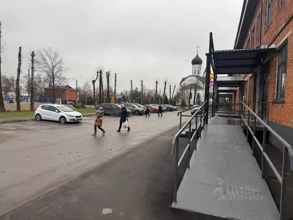 Торговая площадь в Москва пос. Толстопальцево, ул. Осипенко, 8 (50 м) - Фото 2