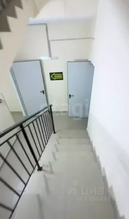 Гараж в Краснодарский край, Геленджик пер. Больничный, 4к1 (18 м) - Фото 2