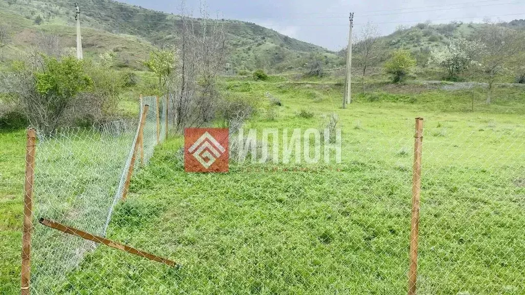 Участок в Крым, Алушта муниципальный округ, с. Зеленогорье ул. ... - Фото 1