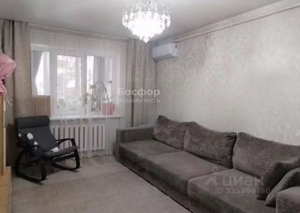 3-к кв. Крым, Кировский район, с. Яркое Поле просп. Красносельского ... - Фото 1