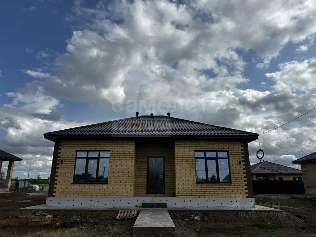 Дом в Оренбургская область, Оренбург Лидиния ДНТ, ул. Плодовая, 7 (82 ... - Фото 1