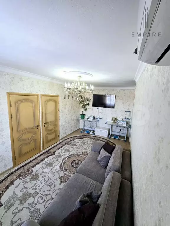 4-к. квартира, 70 м, 5/5 эт. - Фото 0