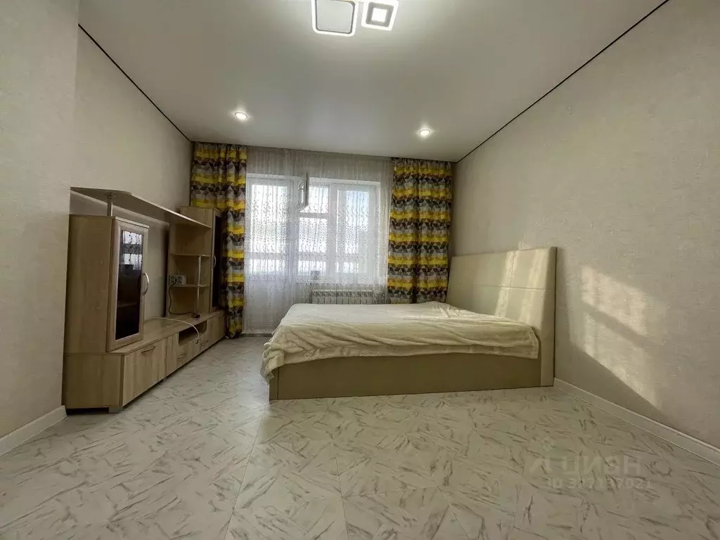 1-к кв. Татарстан, Казань ул. Хади Такташа, 123 (40.0 м) - Фото 1