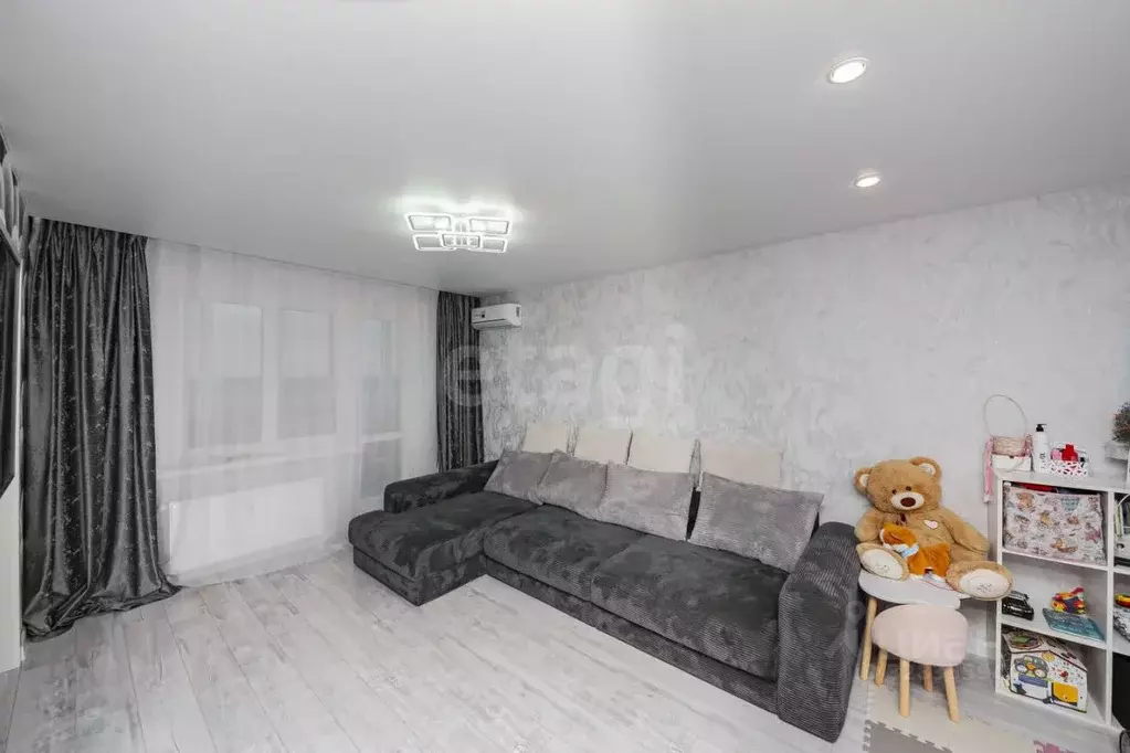 1-к кв. Тюменская область, Тюмень ул. Монтажников, 42Б (39.7 м) - Фото 1