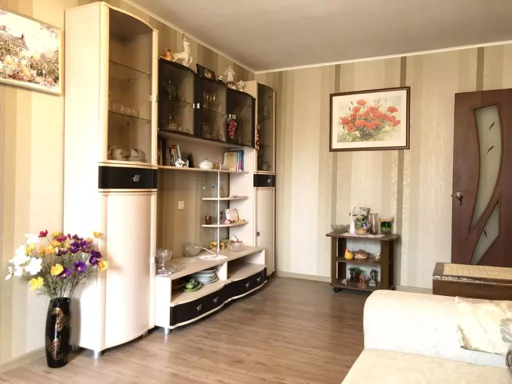 3-к кв. Псковская область, Псков Гражданская ул., 20 (56.4 м) - Фото 1
