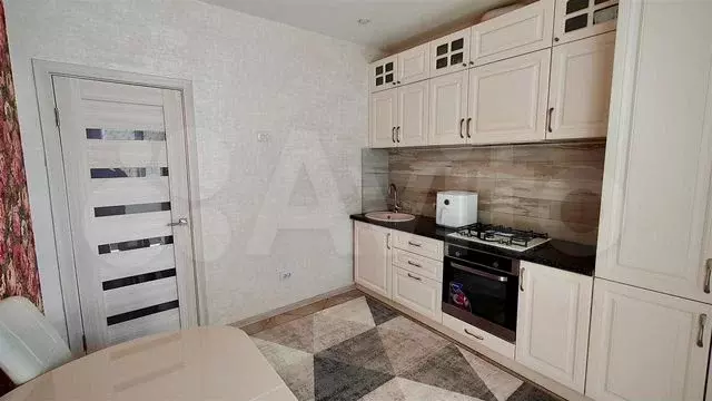 2-к. квартира, 60 м, 3/7 эт. - Фото 0