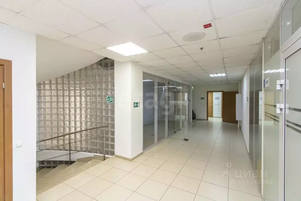 Офис в Тюменская область, Тюмень ул. Ленина, 2А (180 м) - Фото 1