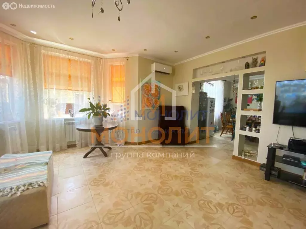 Дом в Горячий Ключ, улица Дружбы (211 м) - Фото 1