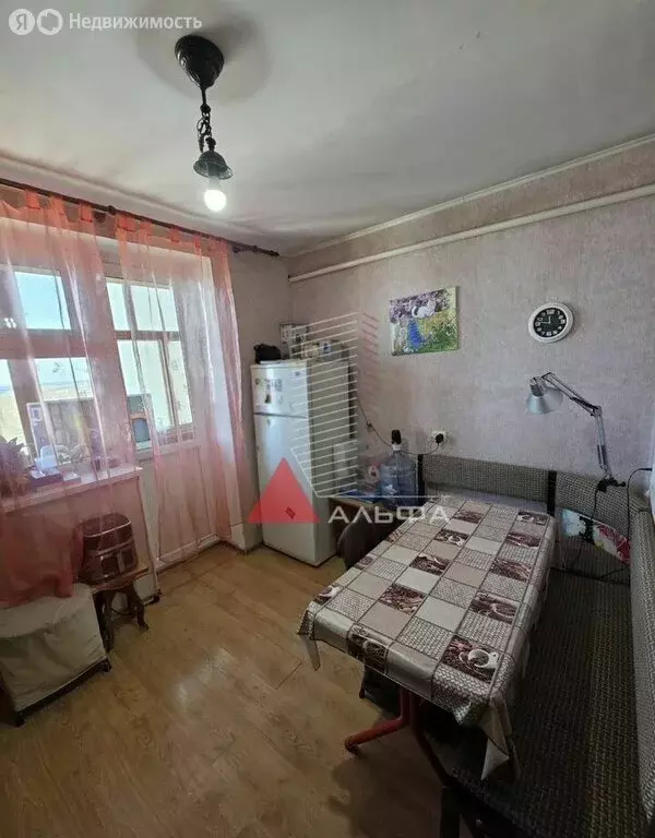 2-комнатная квартира: Черноморское, Южная улица, 38А (51.4 м) - Фото 2