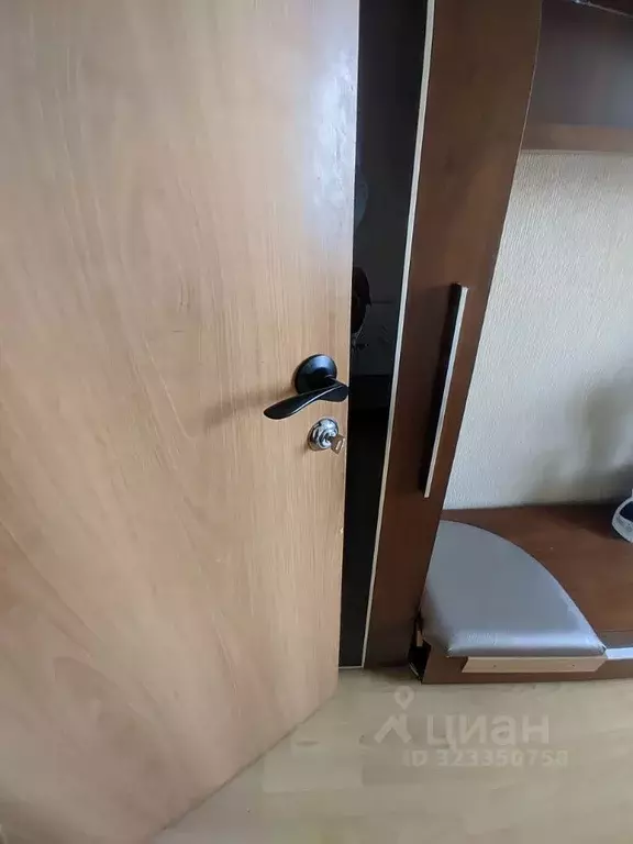 Комната Свердловская область, Екатеринбург ул. Большакова, 20 (15.0 м) - Фото 1