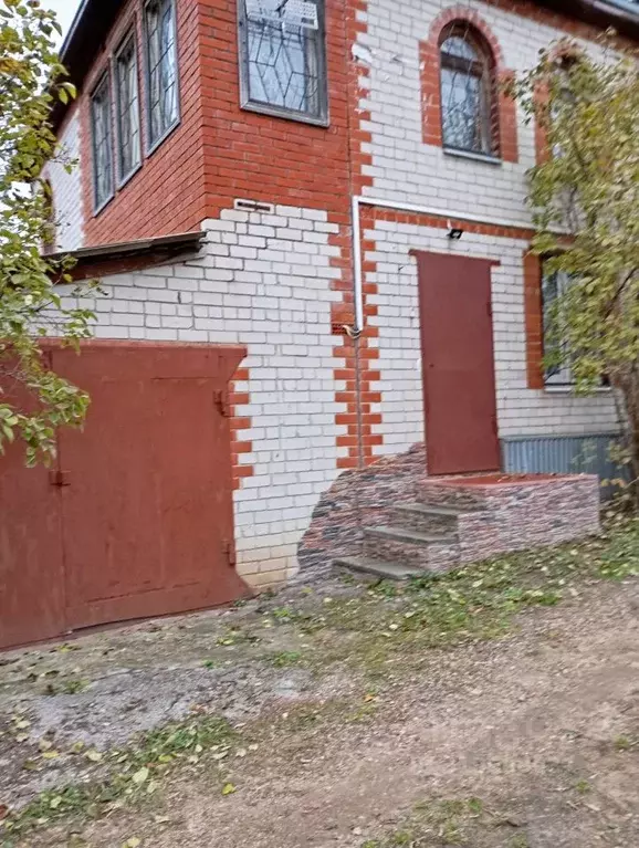 Дом в Калужская область, Калуга Азаровская ул., 41 (120 м) - Фото 0