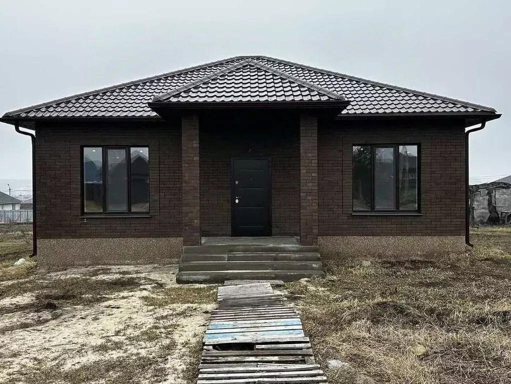 Дом в Белгородская область, Белгородский район, Разумное рп ул. ... - Фото 1