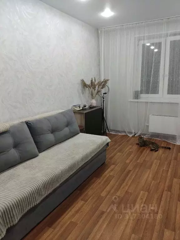 1-к кв. Тюменская область, Тюмень ул. Лесопарковая, 17 (35.0 м) - Фото 0