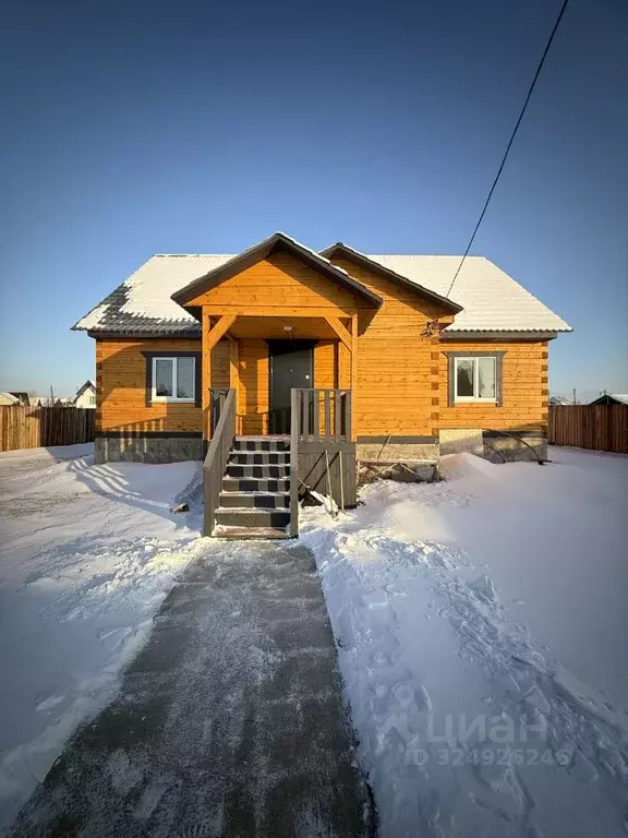 Дом в Иркутская область, Иркутский муниципальный округ, с. Хомутово  ... - Фото 1