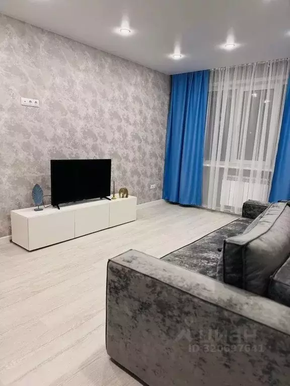 2-к кв. Татарстан, Казань ул. Сыртлановой, 19 (42.0 м) - Фото 0
