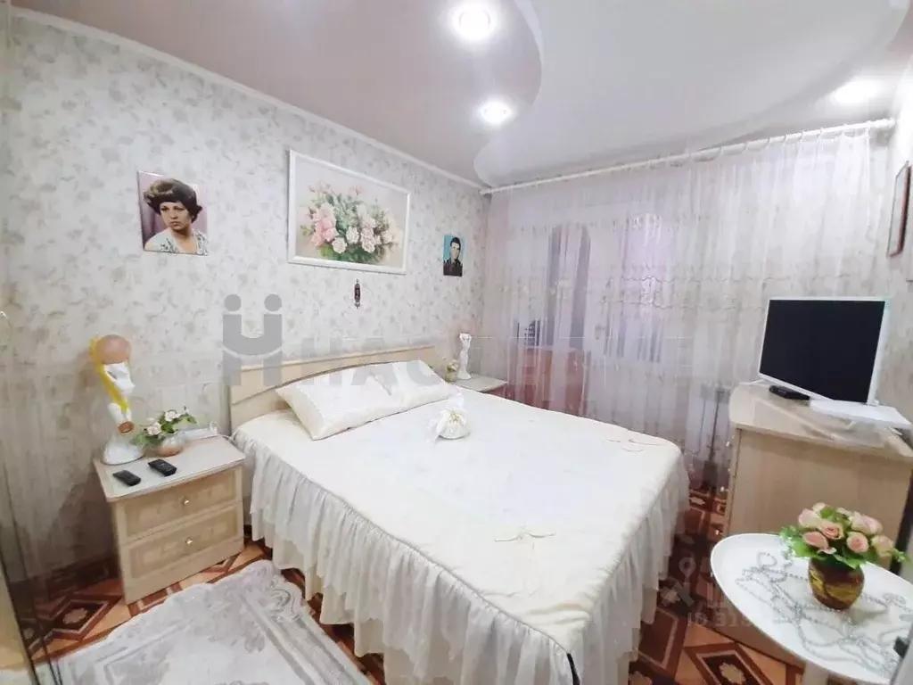 3-к кв. Ростовская область, Каменск-Шахтинский ул. Больничная (56.6 м) - Фото 0