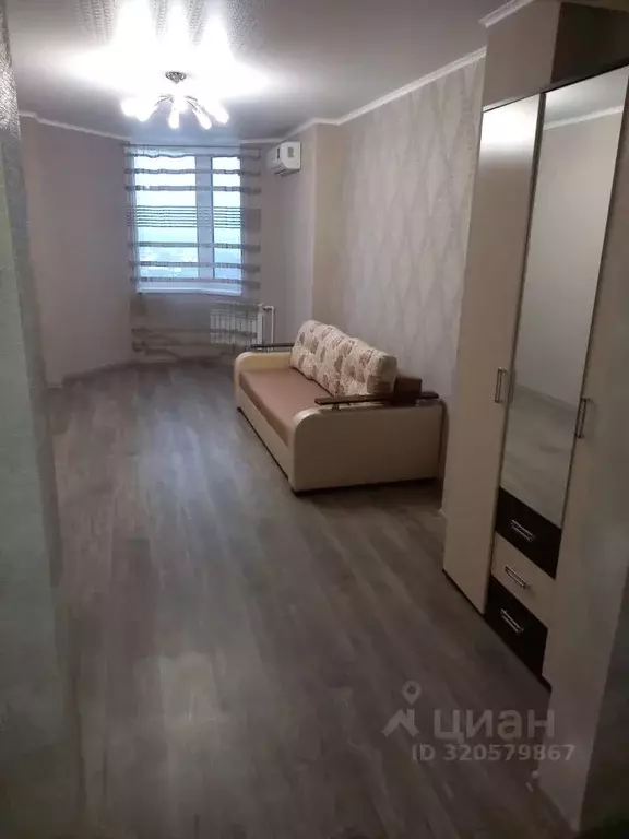 1-к кв. Ростовская область, Ростов-на-Дону Вятская ул., 37А (50.0 м) - Фото 1