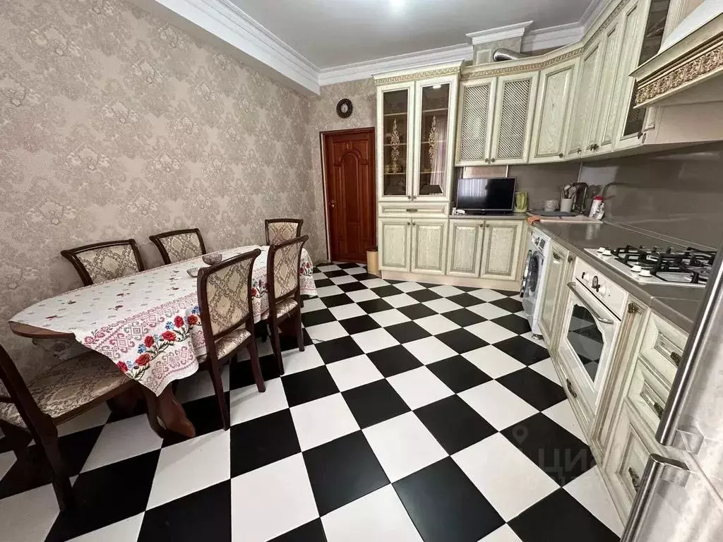 2-к кв. Дагестан, Дербент ул. Х. Тагиева, 33литО (75.0 м) - Фото 1