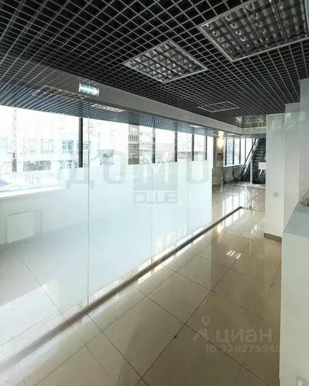 Помещение свободного назначения в Свердловская область, Екатеринбург ... - Фото 2