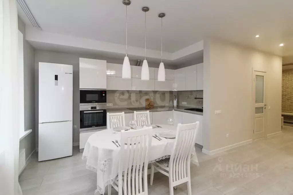 3-к кв. Тюменская область, Тюмень Полевая ул., 105к2 (79.0 м) - Фото 1