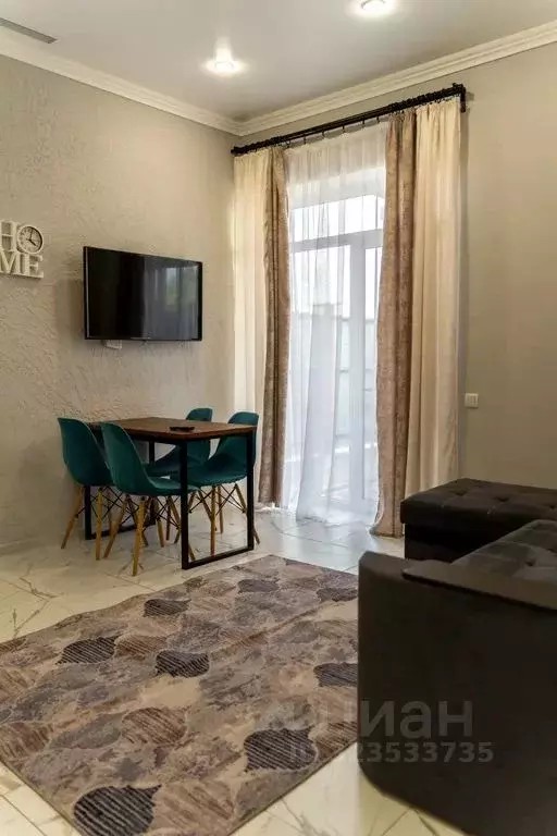 Дом в Крым, Сакский район, Молочненское с/пос, с. Витино ул. ... - Фото 1