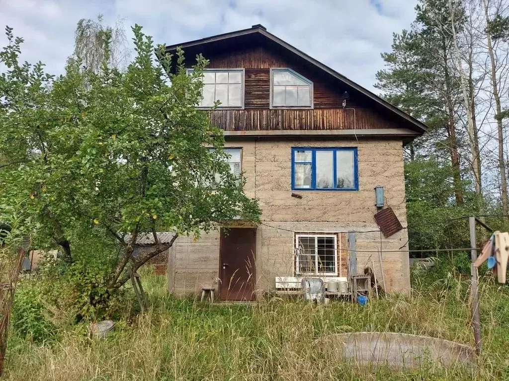 Дом в Ленинградская область, Лужский район, Мшинское с/пос, Мшинская ... - Фото 0
