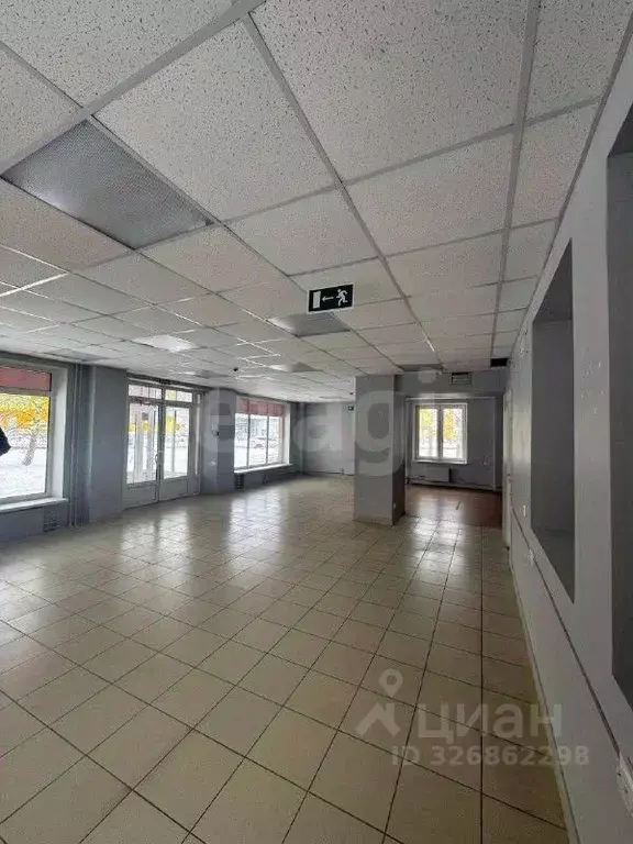 Торговая площадь в Псковская область, Псков ул. Кузбасской Дивизии, ... - Фото 2