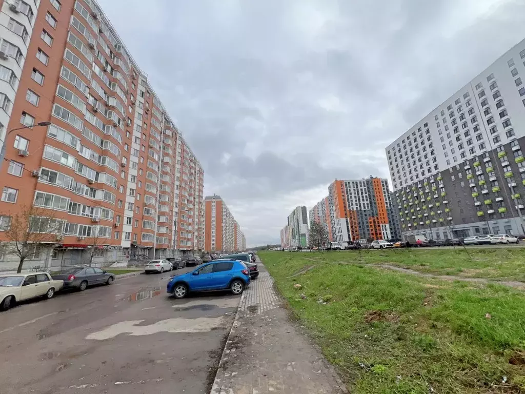 3-к кв. Московская область, Ленинский городской округ, Дрожжино пгт ш. ... - Фото 1