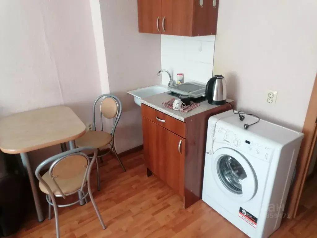1-к кв. Курганская область, Курган ул. Пичугина, 6 (20.0 м) - Фото 0
