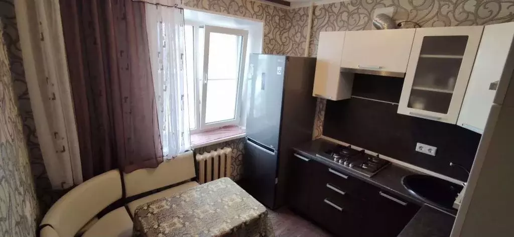 2-к кв. Ленинградская область, Кириши ул. Строителей, 18 (49.0 м) - Фото 1