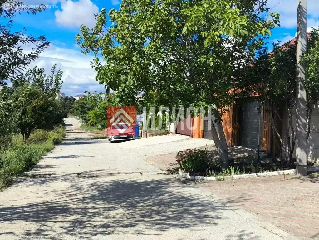 Участок в Трудовское сельское поселение, село Акрополис (6 м) - Фото 1