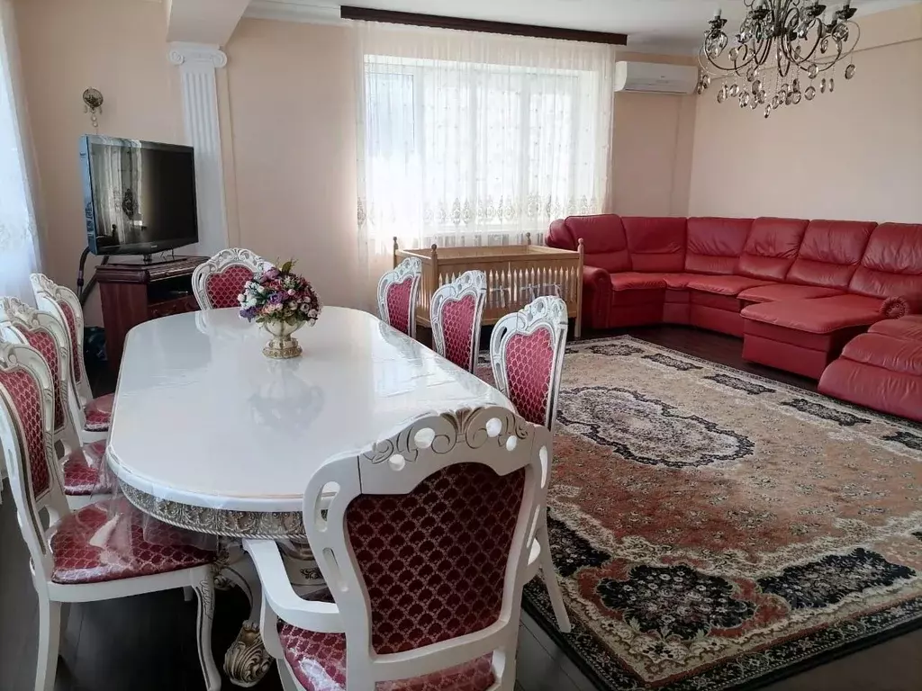 2-к кв. Дагестан, Махачкала ул. Тулпара Мусалаева (95.0 м) - Фото 1