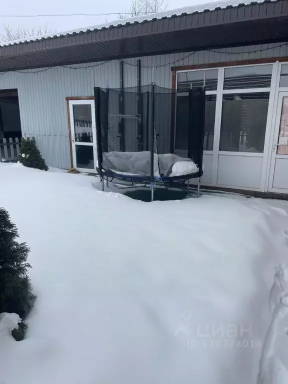 Дом в Курская область, Железногорский район, Разветьевский сельсовет, ... - Фото 1