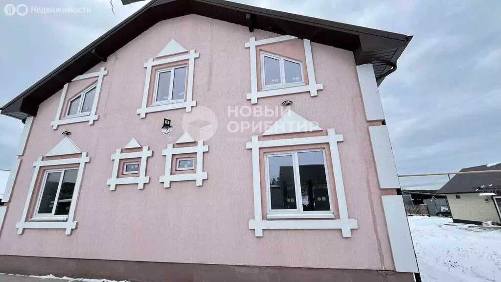 Дом в село Черноусово, Казачья улица, 3 (204 м) - Фото 1