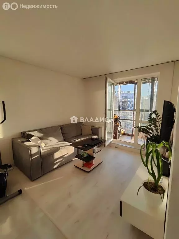 2-комнатная квартира: Бугры, Гаражный проезд, 27к2 (38 м) - Фото 2