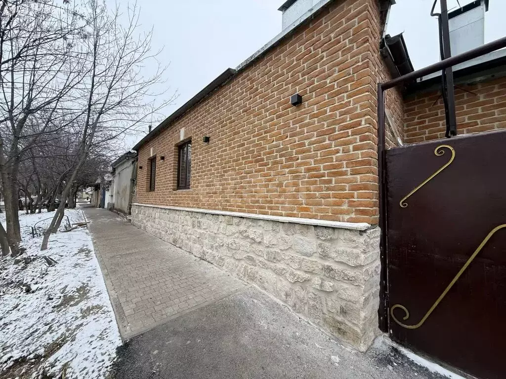 2-комнатная квартира: Пятигорск, улица Крайнего, 25 (50.6 м) - Фото 1