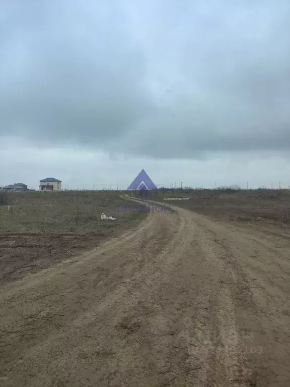 Участок в Ростовская область, Волгодонск ул. Сергея Ногина, 12 (6.0 ... - Фото 1