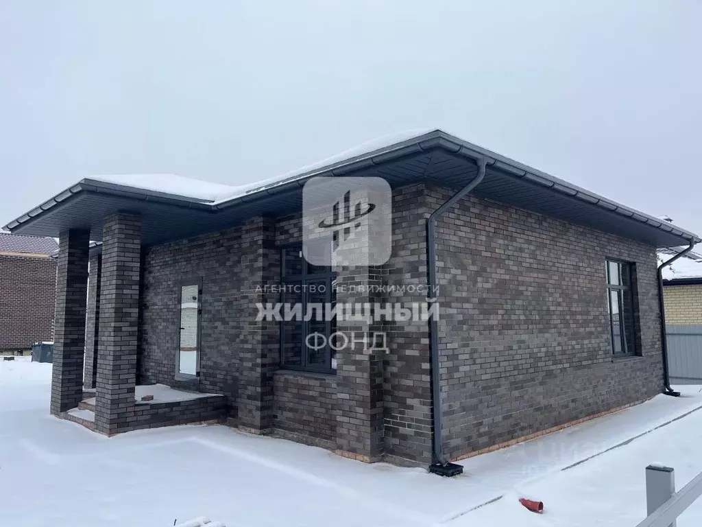 Дом в Саратовская область, Энгельсский район, Красноярское ... - Фото 2