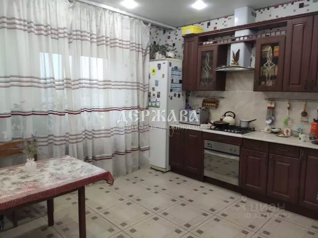 Коттедж в Белгородская область, Старооскольский городской округ, с. ... - Фото 2